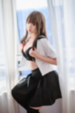 [WeiboGirl]微博红人 黑色内衣 JK制服