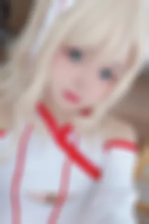 [Cosplay]角色扮演 白色 高叉连体衣 小狐狸巫女