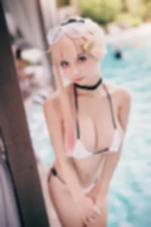 [Cosplay]角色扮演 泳池边 粉色比基尼 Yuudachi