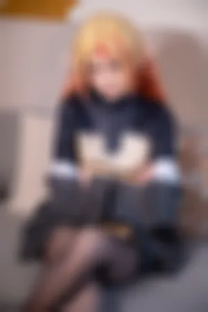 [Cosplay]角色扮演 精灵装扮 银色 三点式内衣 异世界舅妈