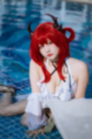 [Cosplay]角色扮演 泳池 黑色泳衣 史尔特尔泳装