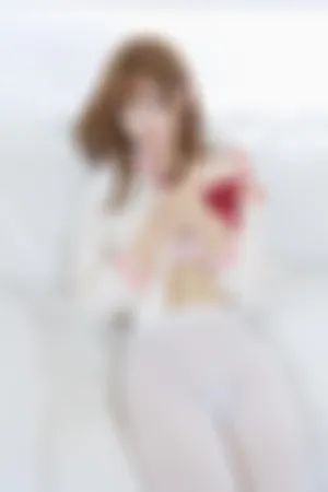 [WeiboGirl]微博红人 性感 白色上衣 超薄 无内白丝 蜃楼