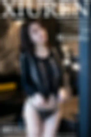 [XiuRen]秀人网 2023.12.20 No.7836 白黑色网纱上衣 简约深色牛仔裤