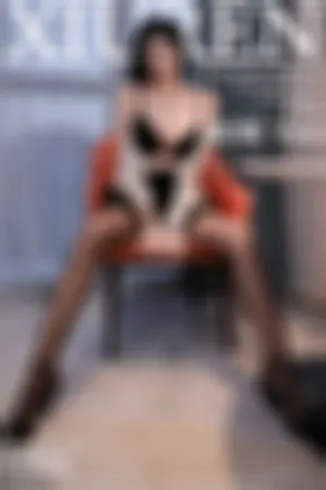 [XiuRen]秀人网 2024.01.02 No.7894 黑色内衣 黑色短裙 健身房主题