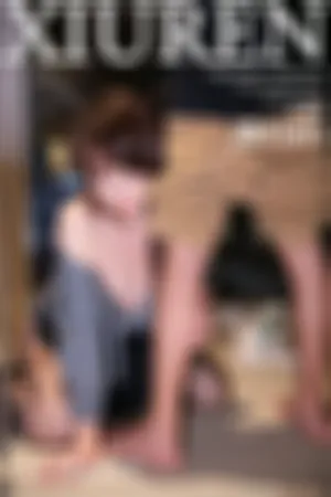 [XiuRen]秀人网 2024.01.12 No.7953 灰色上衣 黑色短裙 黑丝