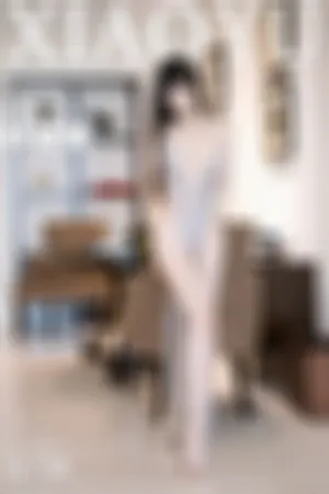 [XIAOYU]语画界 2024.01.16 VOL.1185 海南旅拍 黑色连衣短裙 浅灰色蕾丝情趣服