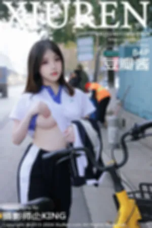[XiuRen]秀人网 2024.01.19 No.7994 学妹制服 公交车场景拍摄