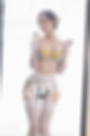 [XIAOYU]语画界 2024.01.24 VOL.1191 海南旅拍 蓝色图案 连衣长裙 黄蓝拼色内衣