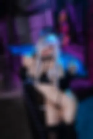 [Cosplay]角色扮演 户外 蕾丝连衣短裙 黑丝吊袜 小恶魔