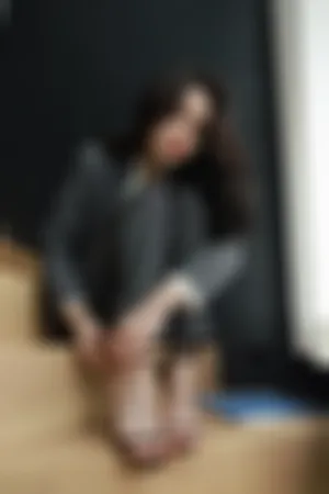 [WeiboGirl]微博红人 办公室 性感 灰色OL套装 凉高跟 看过的都知道