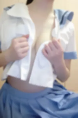 [FuLi]米友福利 户外 性感 水手制服 白色蕾丝内衣 青草水手服