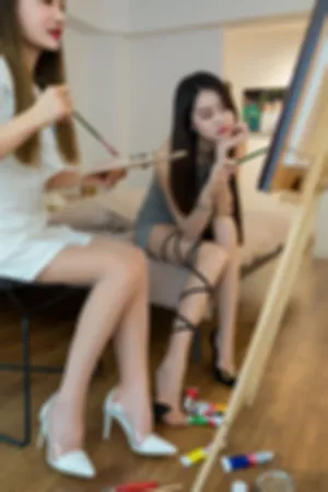 [WeiboGirl]微博红人 性感 灰色连衣短裙 肉丝袜 凉高跟 丝足艺术