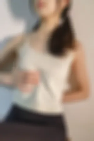 [WeiboGirl]微博红人 性感 花色衬衫 黑丝裤袜 雏菊002小七