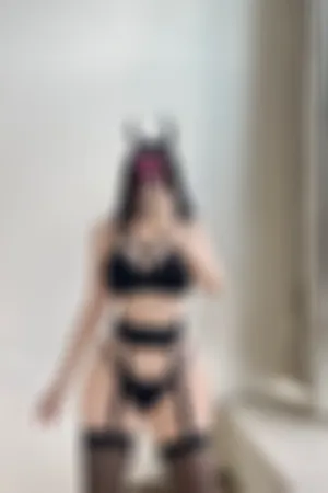 [FuLi]米友福利 黑色情趣 吊袜 黑丝网袜 居家情趣