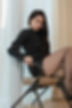 [WeiboGirl]微博红人 性感 黑色 皮短裙套装 超薄黑丝 OL黑丝秘书