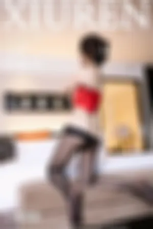 [XiuRen]秀人网 2024.03.15 No.8234 皮质短裙 红色吊带 情趣内衣 全果