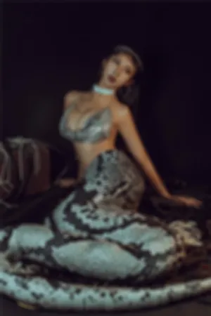 [Cosplay]角色扮演 奶桃 蛇姬