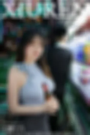 [XiuRen]秀人网 2024.04.16 No.8402 KTV场景 粉色透视服饰