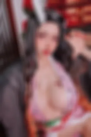 [Cosplay]角色扮演 粉色服饰 粉色内裤 Nezuko