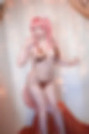 [Cosplay]角色扮演 金色比基尼 油亮肌肤 Honoka_gold