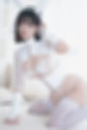 [Cosplay]角色扮演 兔女郎装扮 白色内衣 白丝吊袜 雪兔