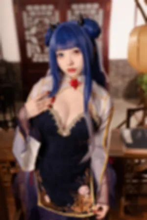 [Cosplay]角色扮演 黑色 低胸短裙 伊吹新桃换旧符