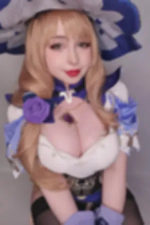 [Cosplay]角色扮演 图书馆场景 黑色蕾丝内衣 黑丝袜 Lisa_Minci