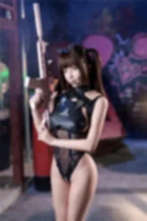 [Cosplay]角色扮演 粉色M14 射击 危险训练