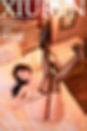 [XiuRen]秀人网 2024.05.27 No.8602 贵妇 灰色大衣 紫色情趣内衣