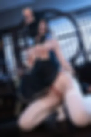 [Cosplay]角色扮演 华甲小僵尸