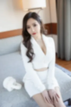 [FuLi]米友福利 xiuren秀人网 大尺度私拍 白色套装圣诞女郎