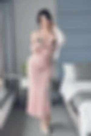 [FuLi]米友福利 粉色吊带长裙 黑色内衣 后妈写真书