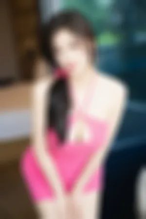 [FuLi]米友福利 xiuren秀人网 大尺度私拍 露肩短裙