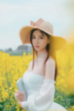 [FuLi]米友福利 户外 油菜地 白色低胸 连衣短裙 花野