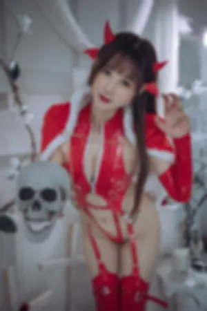 [Cosplay]角色扮演 平安集锦 红色胶衣 小恶魔