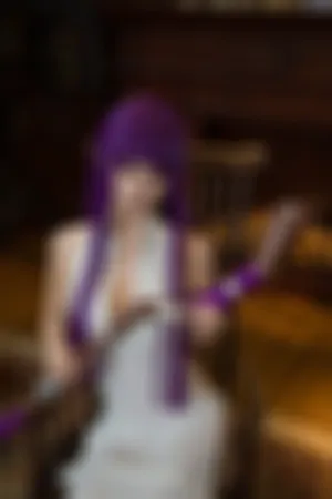 [Cosplay]角色扮演 白色 真空礼裙 葬送的芙莉莲