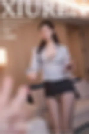 [XiuRen]秀人网 2025.03.14 No.10022 黑色 浅色 短裙 内衣 丝袜 黑丝