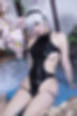 [Cosplay]角色扮演 尼尔：机械纪元 2B 竞泳