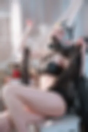 [Cosplay]角色扮演 明日方舟 泥岩