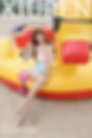 [XiuRen]秀人网 2025.05.08 No.10251 马来西亚旅拍