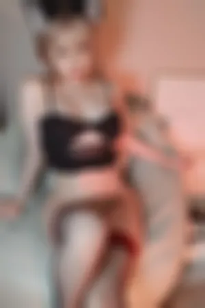 [Cosplay]角色扮演 黑红丝