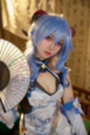 [Cosplay]角色扮演 甘雨青花瓷