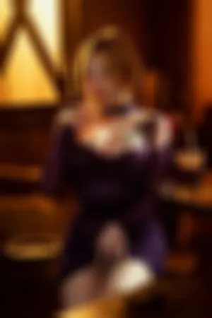 [Cosplay]角色扮演 微醺人妻