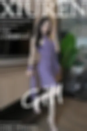 [XiuRen]秀人网 2025.09.24 No.10801 紫色连衣裙 白色丝袜