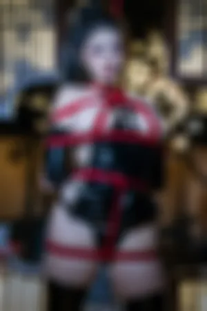 [Cosplay]角色扮演 捆绑 皮衣 束影