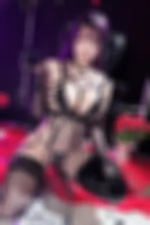 [Cosplay]角色扮演 NIKKE 米哈拉 SM版