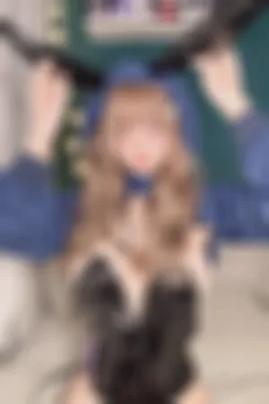 [Cosplay]角色扮演 兔耳 皮裙 学生装