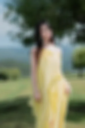 [Cosplay]角色扮演 户外 黄色 吊带裙 绿茵