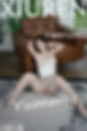 [XiuRen]秀人网 2025.11.14 No.10989 白色旗袍 白色丝袜