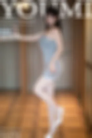 [Youmi]尤蜜荟 2025.11.17 VOL.1181 浅色 连衣短裙 白色 丝袜